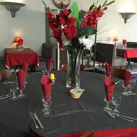 Le Signoret Hotel