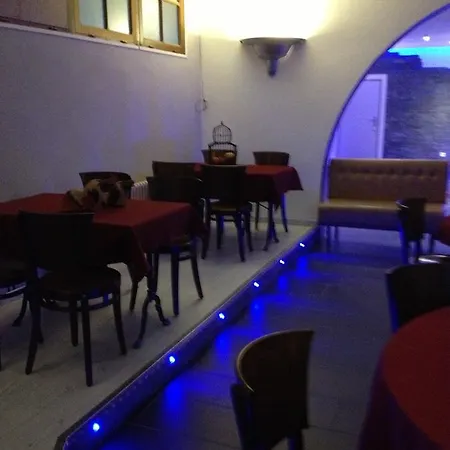 Hotel Le Signoret Sault
